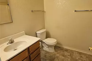 813 Gemstone Ave, Bullhead City, AZ 86442 - Photo 8