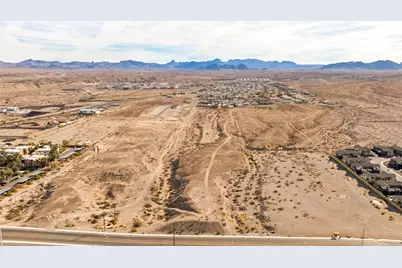 1674 Goldrush Road, Bullhead City, AZ 86442 - Photo 2