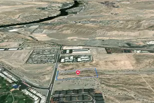 1674 Gold Rush Rd, Bullhead City, AZ 86442 - Photo 1
