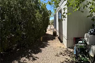 3003 Hualapai Mountain Rd, Kingman, AZ 86401 - Photo 26