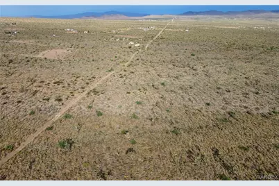 328-02-439 N Pueblo Road, Dolan Springs, AZ 86441 - Photo 2