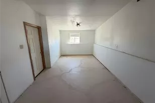 27148 Black Mountain Dr, Bouse, AZ 85325 - Photo 10