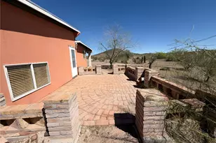 27148 Black Mountain Dr, Bouse, AZ 85325 - Photo 26