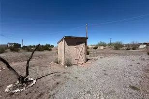 27148 Black Mountain Dr, Bouse, AZ 85325 - Photo 30