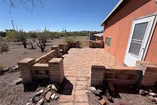 27148 Black Mountain Dr, Bouse, AZ 85325 - Photo 24