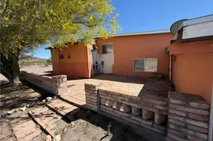 27148 Black Mountain Dr, Bouse, AZ 85325 - Photo 24