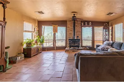 17685 S Jesse James Road, Yucca, AZ 86438 - Photo 8