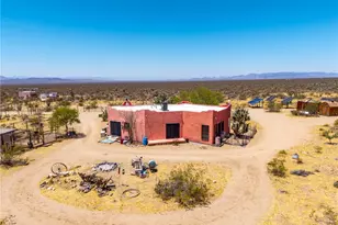 17685 S Jesse James Rd, Yucca, AZ 86438 - Photo 1