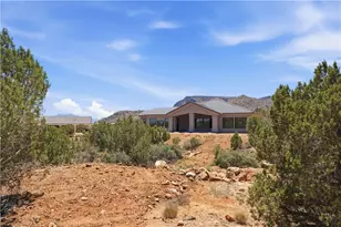 785 W Island Dr, Kingman, AZ 86401 - Photo 2