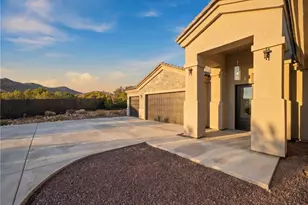 785 W Island Dr, Kingman, AZ 86401 - Photo 4