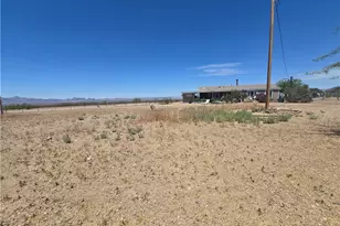 3482 W Malibu Rd, Golden Valley, AZ 86413 - Photo 30