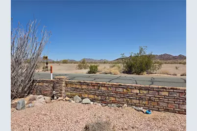 49535 Opal Avenue, Quartzsite, AZ 85346 - Photo 12