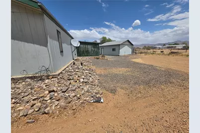 3634 N Hassayampa Road, Golden Valley, AZ 86413 - Photo 14