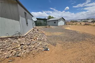 3634 N Hassayampa Rd, Golden Valley, AZ 86413 - Photo 14