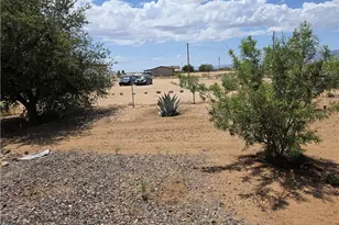 3634 N Hassayampa Rd, Golden Valley, AZ 86413 - Photo 8