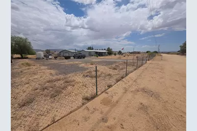 3634 N Hassayampa Road, Golden Valley, AZ 86413 - Photo 4