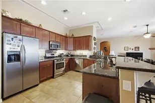 1041 Heritage Dr, Bullhead City, AZ 86429 - Photo 10