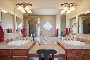 1041 Heritage Dr, Bullhead City, AZ 86429 - Photo 24