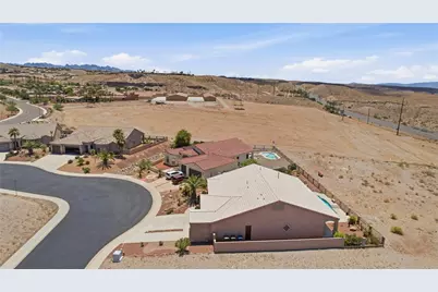 1041 Heritage Drive, Bullhead City, AZ 86429 - Photo 68