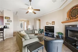 1041 Heritage Dr, Bullhead City, AZ 86429 - Photo 8