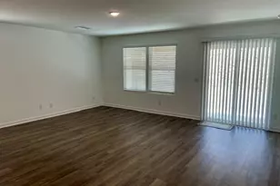 2586 Aaron Pl, Bullhead City, AZ 86442 - Photo 6