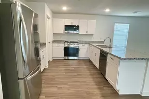 2586 Aaron Pl, Bullhead City, AZ 86442 - Photo 2