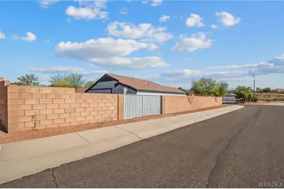 2394 Columbus Drive, Bullhead City, AZ 86442 - Photo 38