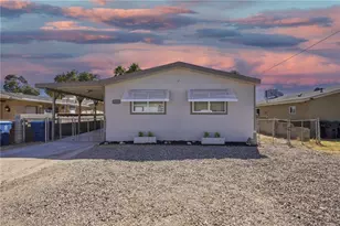 1946 Castleberry Ln, Bullhead City, AZ 86442 - Photo 2