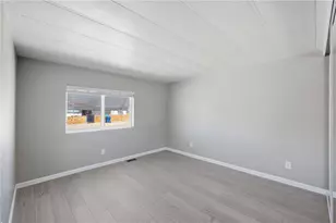 1946 Castleberry Ln, Bullhead City, AZ 86442 - Photo 20