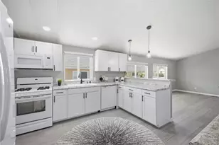 1946 Castleberry Ln, Bullhead City, AZ 86442 - Photo 8
