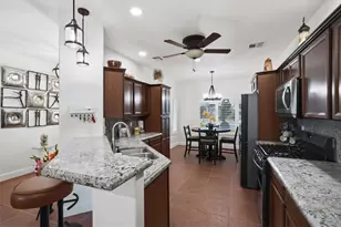 2021 E Lago Grande Ct, Fort Mohave, AZ 86426 - Photo 4