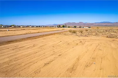 7483 E Wild Horse Drive, Kingman, AZ 86401 - Photo 20