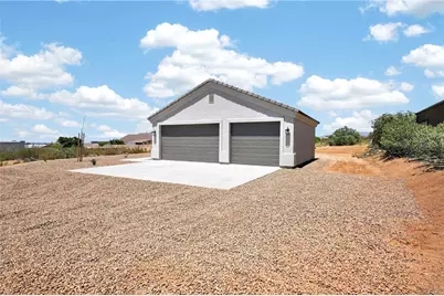 7201 E Stetson Drive, Kingman, AZ 86401 - Photo 2
