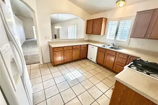 1538 Ash Ave, Bullhead City, AZ 86442 - Photo 8