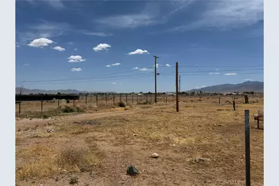 4692 N Powell Avenue, Kingman, AZ 86409 - Photo 2