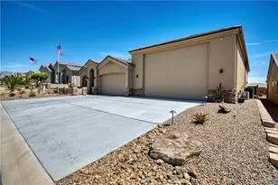 1864 E Savannah Bnd, Lake Havasu, AZ 86404 - Photo 2