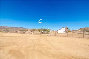 2973 E Spinner Bait Dr, Kingman, AZ 86409 - Photo 2
