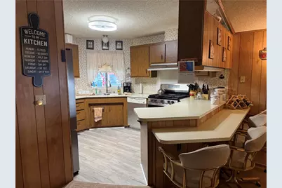 1368 Lincoln Lane, Bullhead City, AZ 86442 - Photo 10