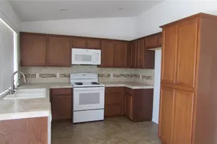 2402 E Prickly Pear Dr, Mohave Valley, AZ 86440 - Photo 4
