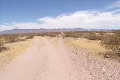 351-18-003 W Reynolds Avenue, Dolan Springs, AZ 86441 - Photo 4