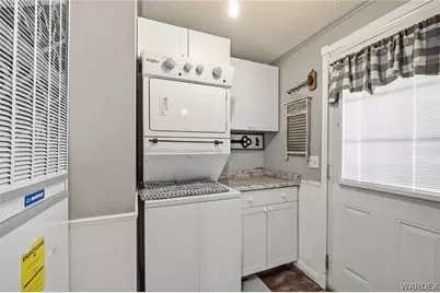 3725 Terra Loma Drive, Bullhead City, AZ 86442 - Photo 18