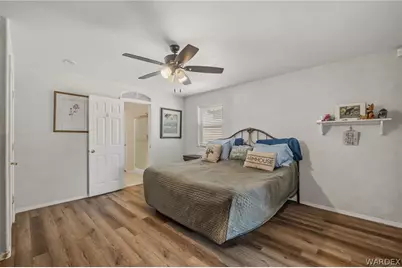 2442 E Brittlebush Drive, Mohave Valley, AZ 86440 - Photo 18