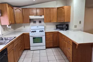1055 E Spencer Dr, Meadview, AZ 86444 - Photo 14