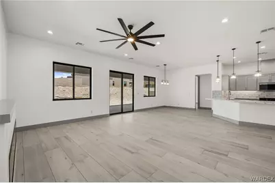 2920 Sidewheel Drive, Bullhead City, AZ 86429 - Photo 10
