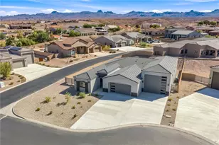 2920 Sidewheel Dr, Bullhead City, AZ 86429 - Photo 8