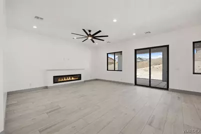 2920 Sidewheel Drive, Bullhead City, AZ 86429 - Photo 6