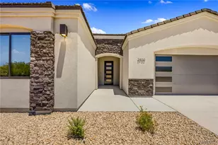2920 Sidewheel Dr, Bullhead City, AZ 86429 - Photo 4
