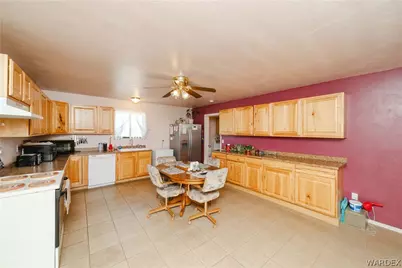 7635 W Abrigo Drive, Golden Valley, AZ 86413 - Photo 4