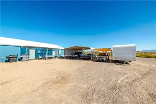 7635 W Abrigo Dr, Golden Valley, AZ 86413 - Photo 38