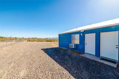 7635 W Abrigo Drive, Golden Valley, AZ 86413 - Photo 28